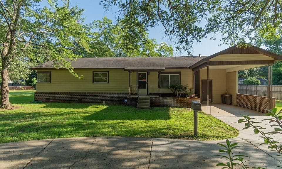 1st image of 6414 Shady Ln