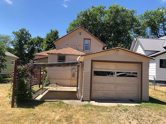 attached garage and patio 