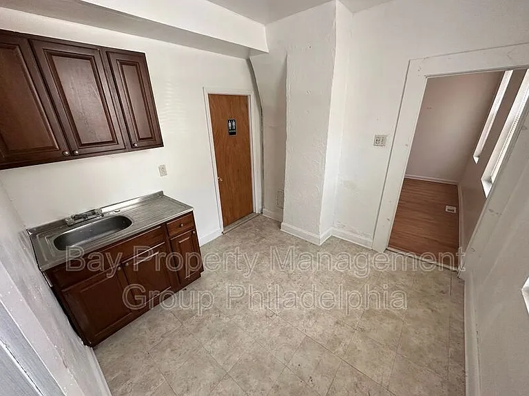 341 W Girard Ave #COMMERCIAL — Photo 17