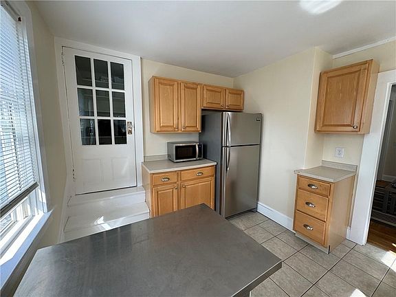 2nd image of 49 Connection St