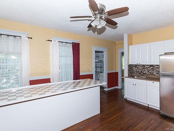 4th image of 24 McClintock St #3