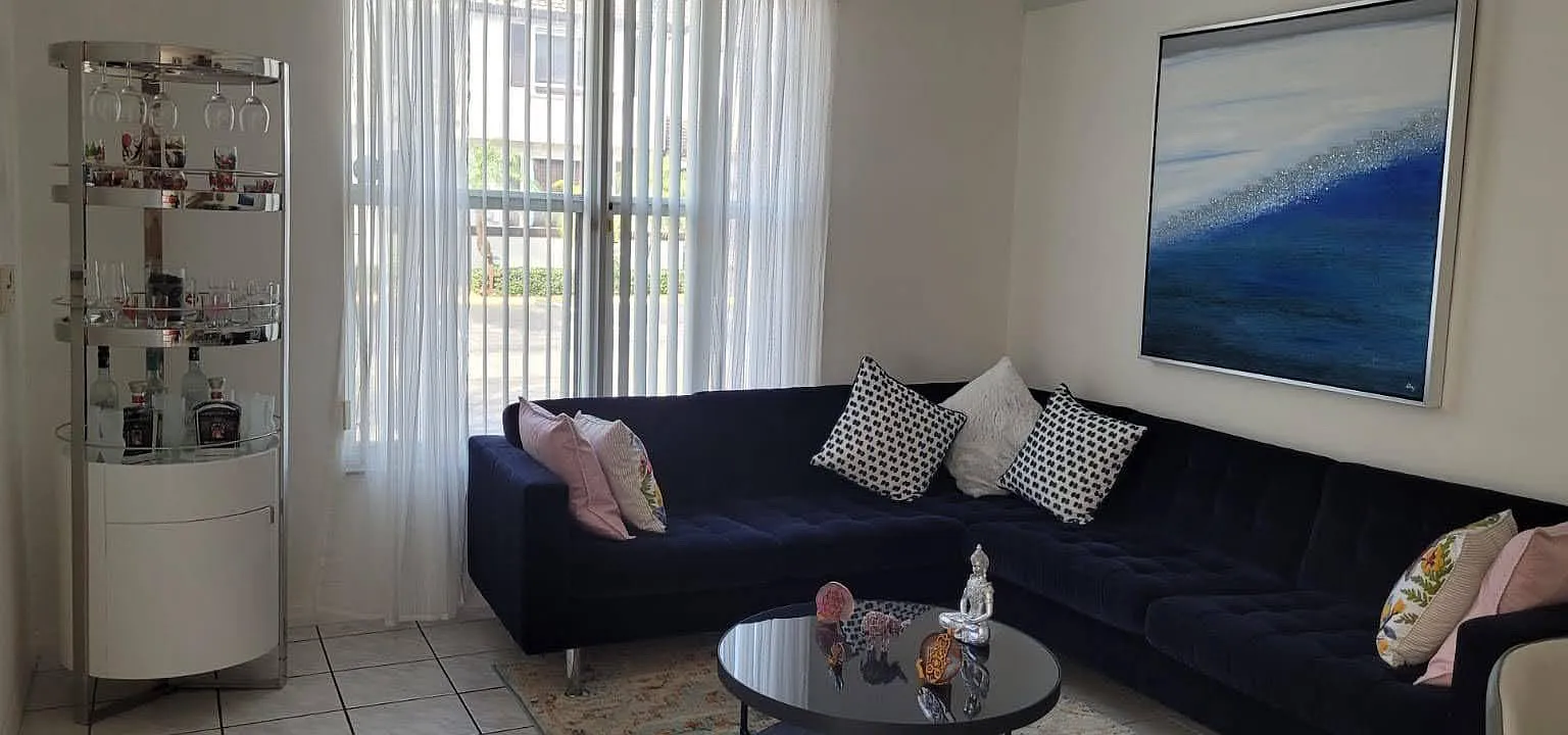 3 bed, 2.5 bath, 1320 sqft, $2,900 — Photo 3