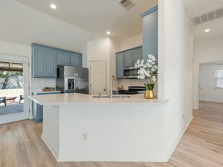 10114 Janet Loop — Photo 11