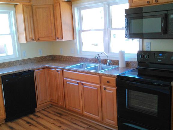 Kitchen, all new appliances