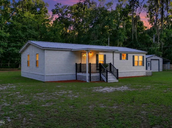 1060 CORAL FARMS Road, Florahome, FL 32140