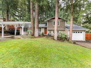 19106 Maryann Dr E, Lake Tapps, WA 98391