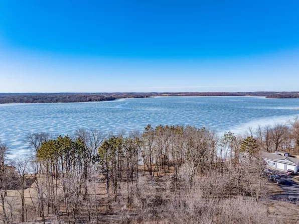 14800 Shields Lake Trl, Faribault, MN 55021