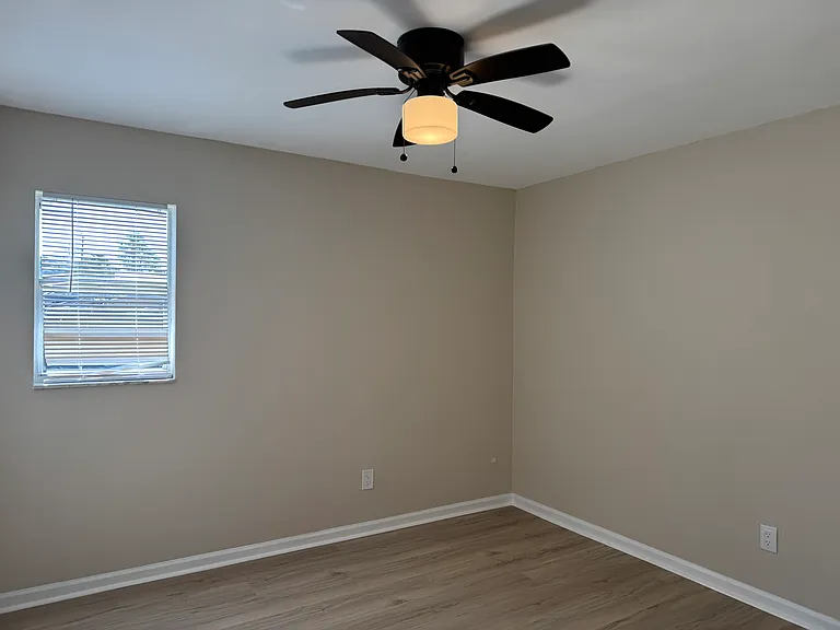 5521 Bay Blvd #105 — Photo 12