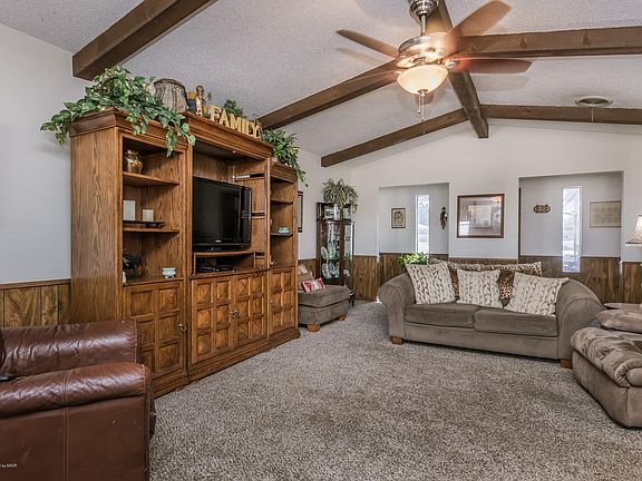 Living Room (2)