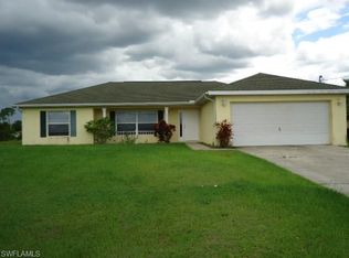 4021 28th St SW, Lehigh Acres, FL 33976