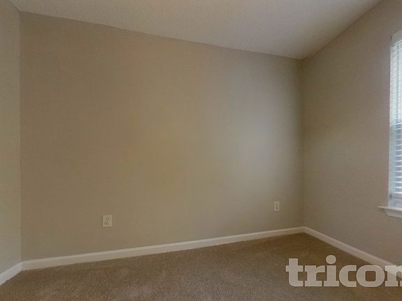 4th image of 105 Rampart St