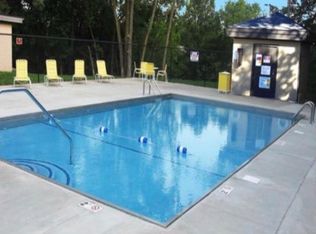 7711 Hickman Rd APT 65, Urbandale, IA 50322