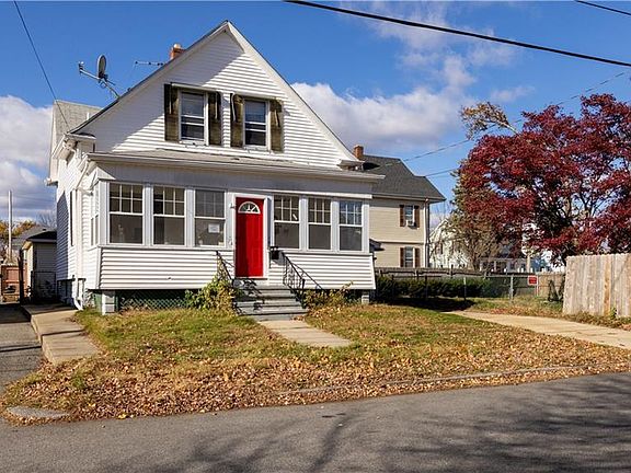 2nd image of 181 Grace St