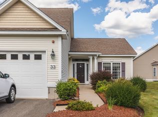 33 Old Stage Rd, Londonderry, NH 03053