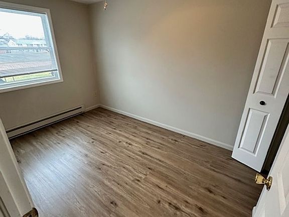 4th image of 1268 N Chapel St #1276