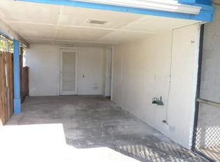 8 Miller Rd, Palm Springs, FL 33461