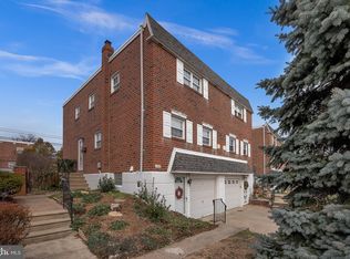 130 Ridgefield Rd, Philadelphia, PA 19154