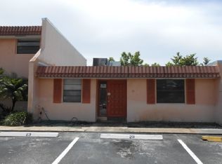 23 Cortez Way, Davie, FL 33324