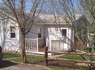 104 South St, Barneveld, WI 53507