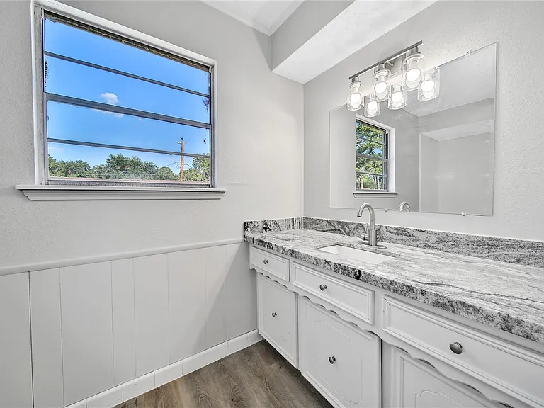 13426 Balcrest Dr — Photo 21