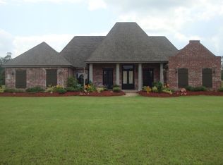 2881 Christy Dr, Lake charles, LA 70611