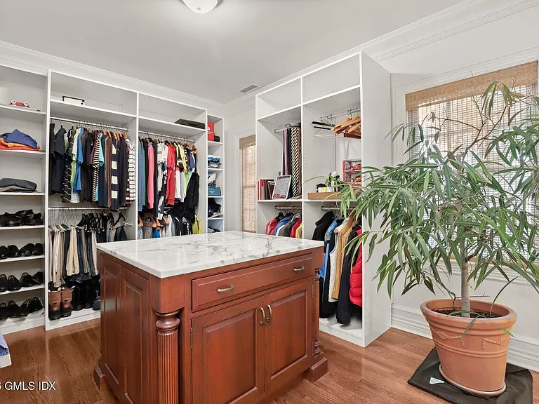 44 Riverside Ln — Photo 24