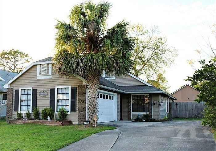 1st image of 188 Lakeside Cir