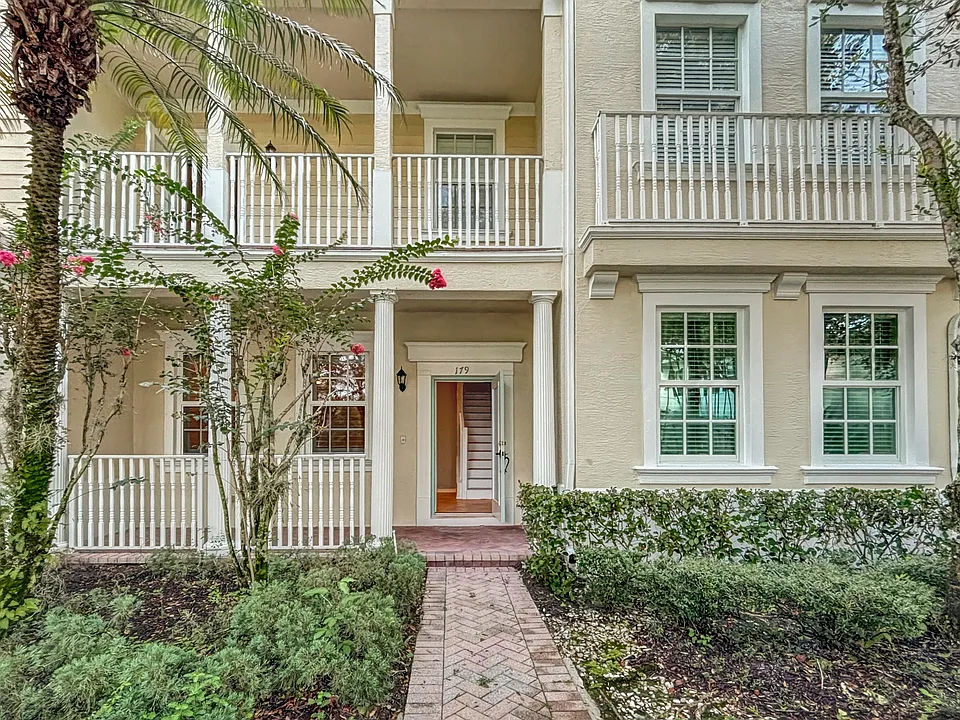 179 E Bay Cedar Cir