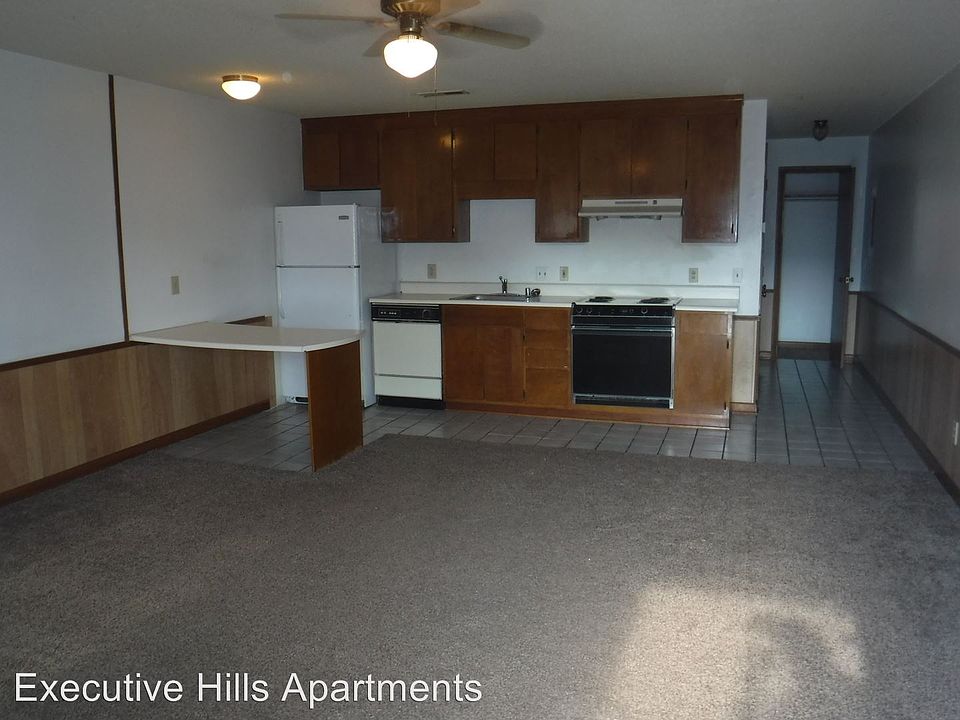 1st image of 4423 Bonnell Dr NW APT G
