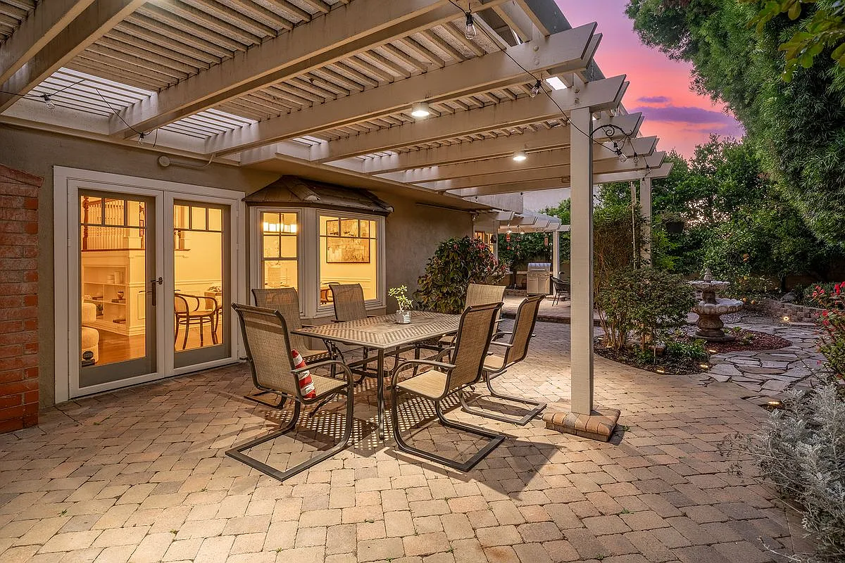 5 bed, 3.0 bath, 2666 sqft, $7,000 — Photo 3