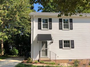 117 Village Ct, Greer, SC 29651