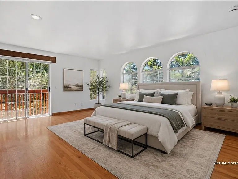 930 Valley View Dr — Photo 21