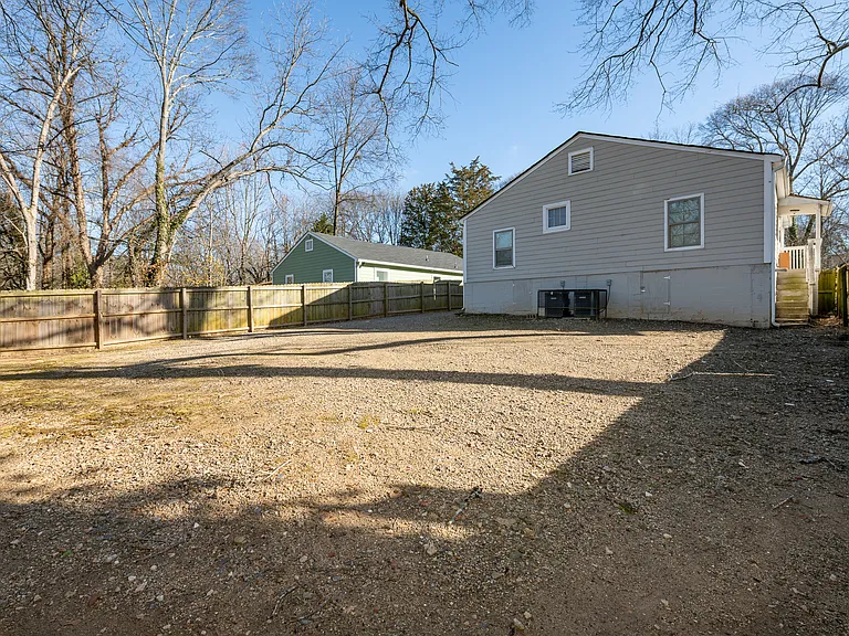 406 Paines Ave NW — Photo 15