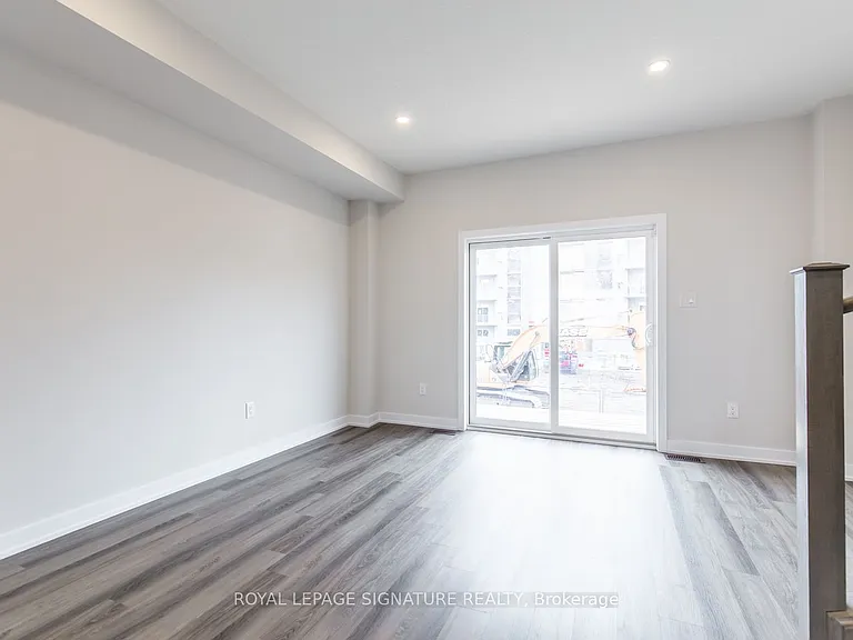57 Markle Cres — Photo 15