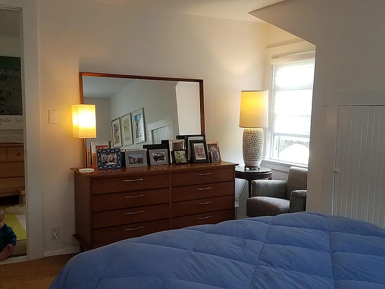 74 Sedgewick Ave — Photo 3