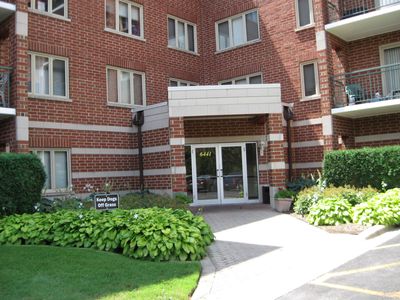 6441 W Warner Ave APT 208, Chicago, IL, 60634