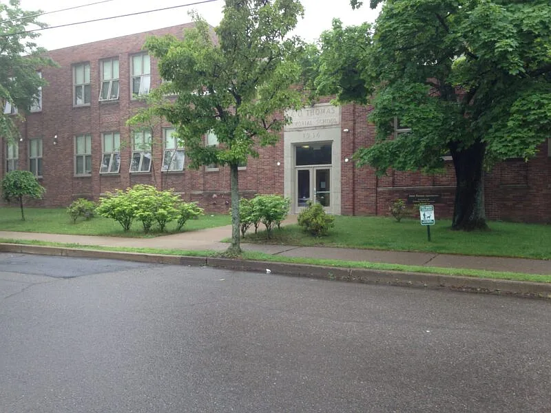 Saint Thomas Court Apartments- Accepting Applications For The Waiting List — Photo 2