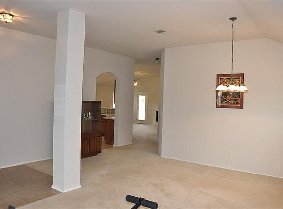 4th image of 115 Campos Dr