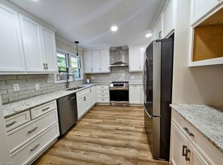 811 S Lindell Rd, Greensboro, NC 27403