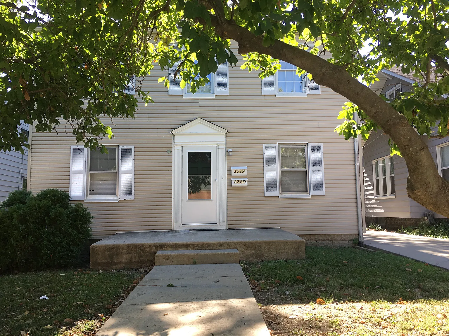 2717 Edwards St photo 1