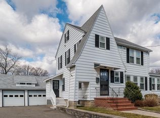 11 Blake St, Beverly, MA 01915