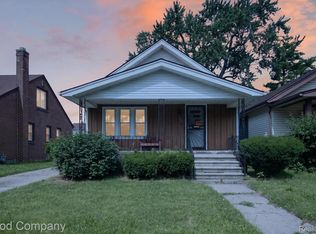 15045 Quincy St, Detroit, MI 48238