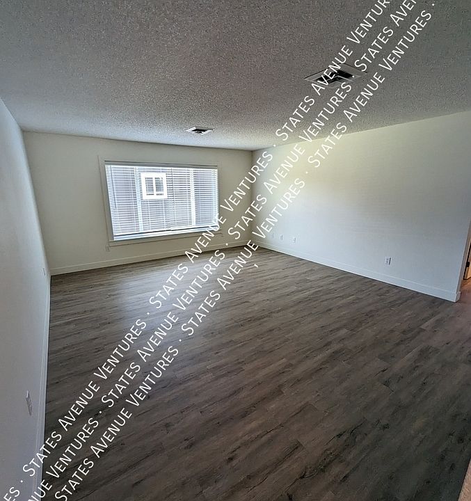 1st image of 2361 Hood Ave #D