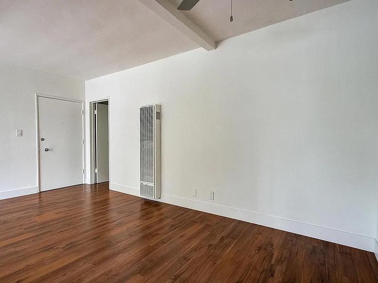 1800 Prosser Ave #9 — Photo 9