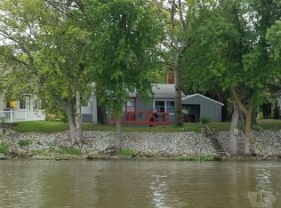 2726 300th St, Montrose, IA 52639