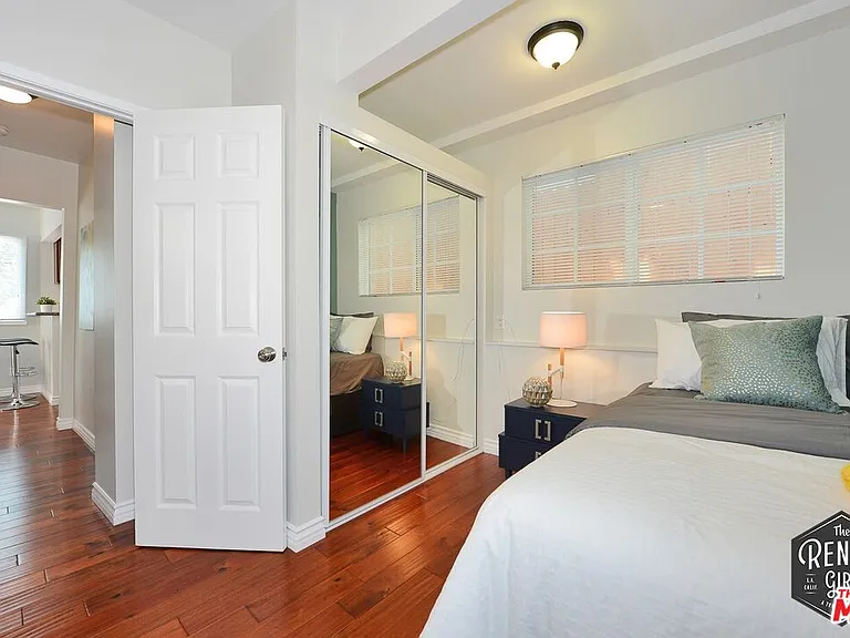 2400 Pacific Ave #6 — Photo 16