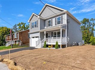 73 Locust St E, Providence, RI 02906