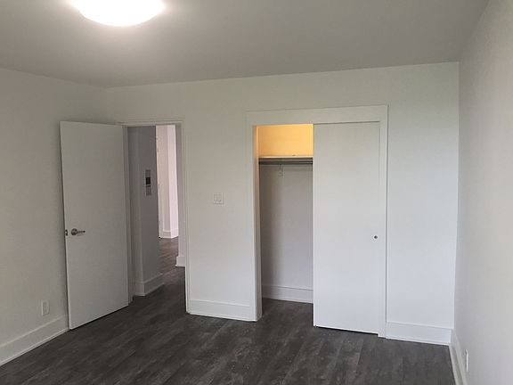 4th image of 13257 Sanford Ave APT 6G
