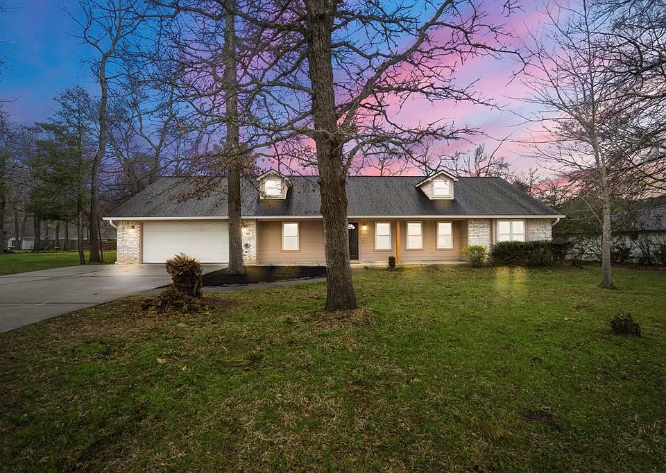 1st image of 7415 Wedgewood Dr