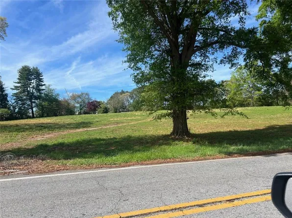 613 Midway Rd #1, Loganville, GA 30052